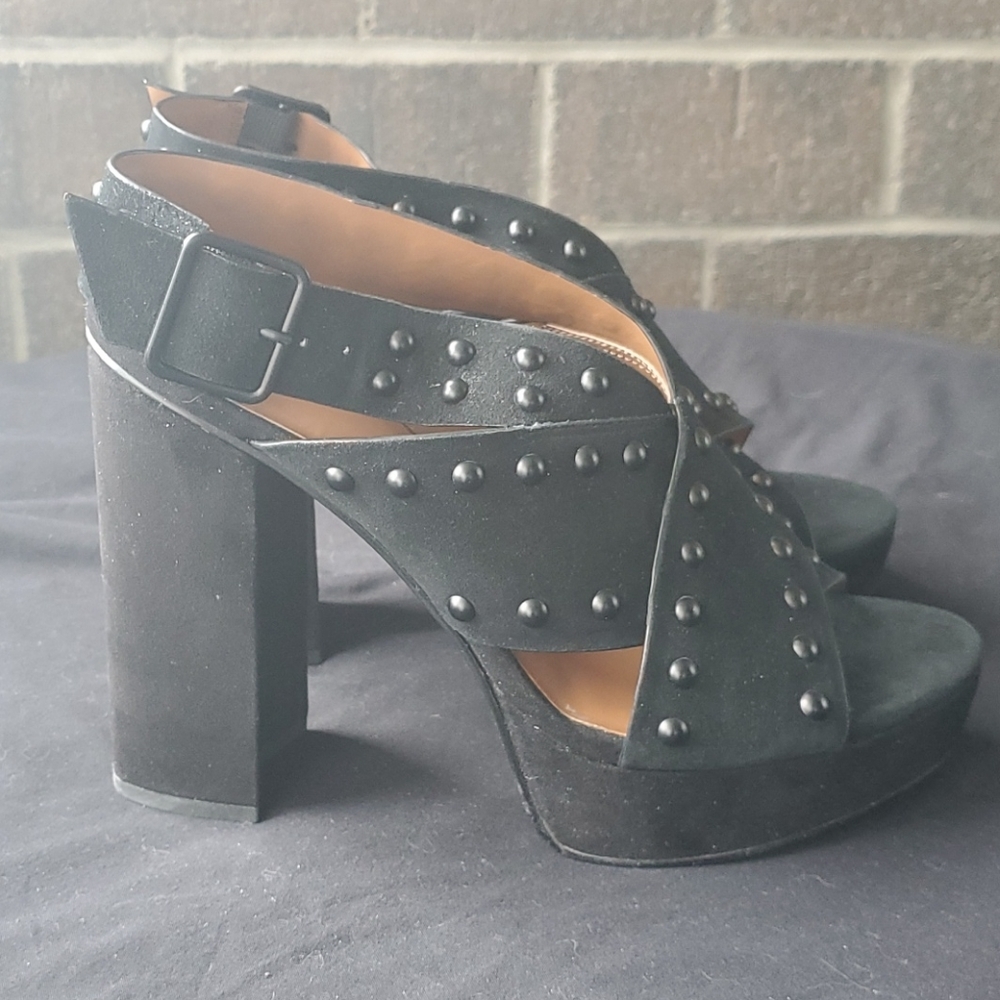 H by HALSTON- SUEDE SANDAL